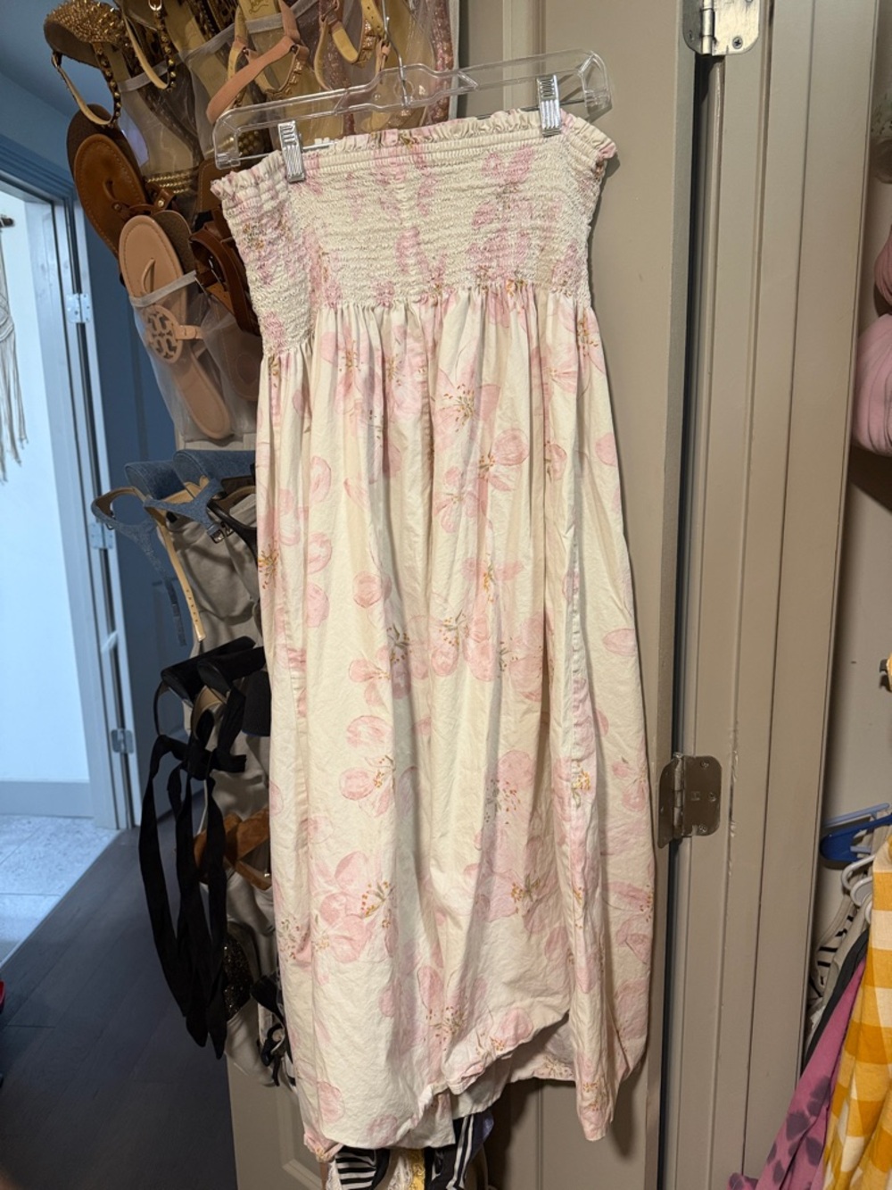 H&M Strapless Smocked Dress in Pink and Cream Floral - Picture 7 of 7